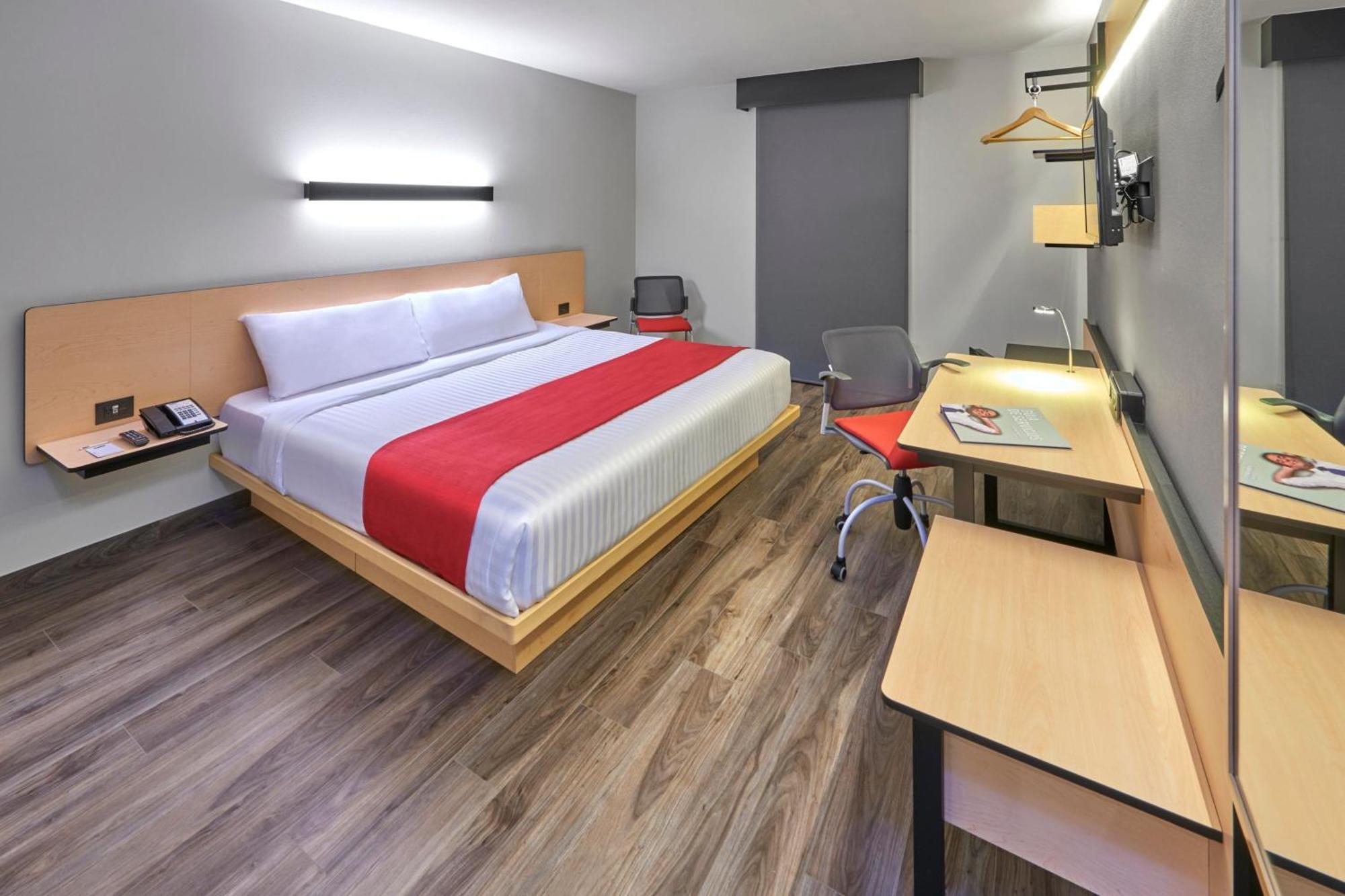 City Express Plus By Marriott Leon Centro De Convenciones Exterior foto