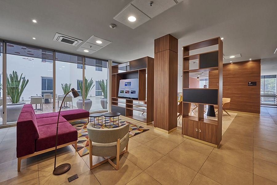 City Express Plus By Marriott Leon Centro De Convenciones Exterior foto